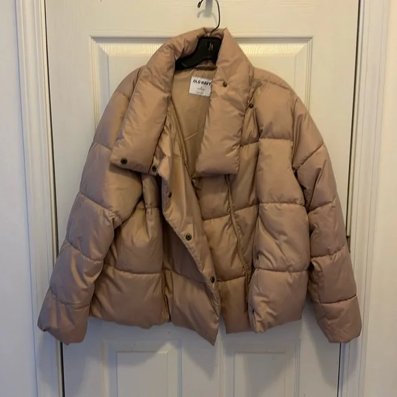 Old Navy Puffer Jacket - Picture 1 of 7